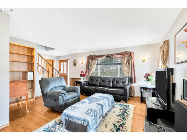 $699,995 | 2795 Northeast Lorie Drive, Hillsboro, OR 97124