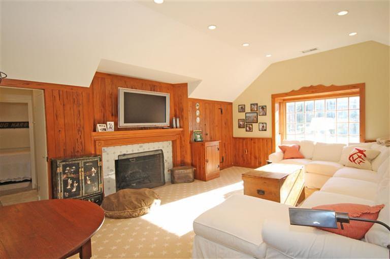 31 Hillcrest Road Chatham, MA 02650 - Photo 9 of 35 Additional Photo