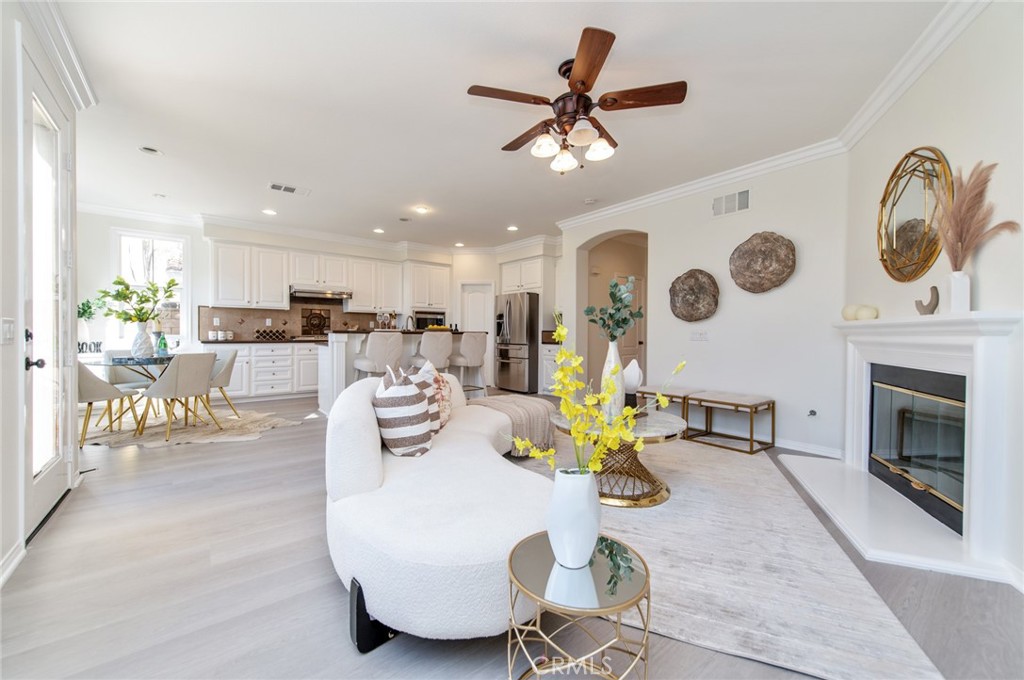 143 Weathervane Irvine, CA 92603 - Photo 17 of 38