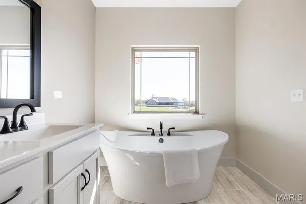 $629,900 | 3740 Golfview Circle, Shiloh, IL 62221