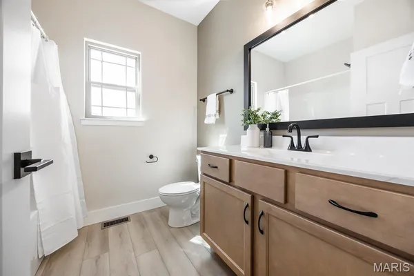 $629,900 | 3740 Golfview Circle, Shiloh, IL 62221