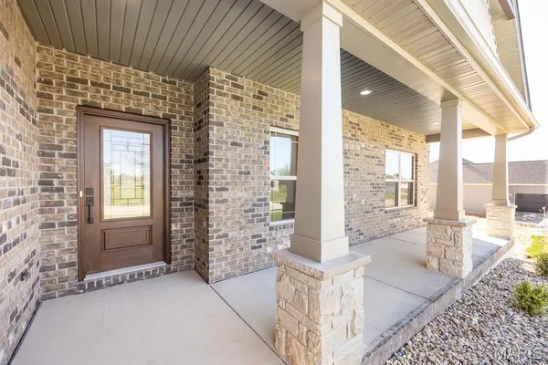 $629,900 | 3740 Golfview Circle, Shiloh, IL 62221