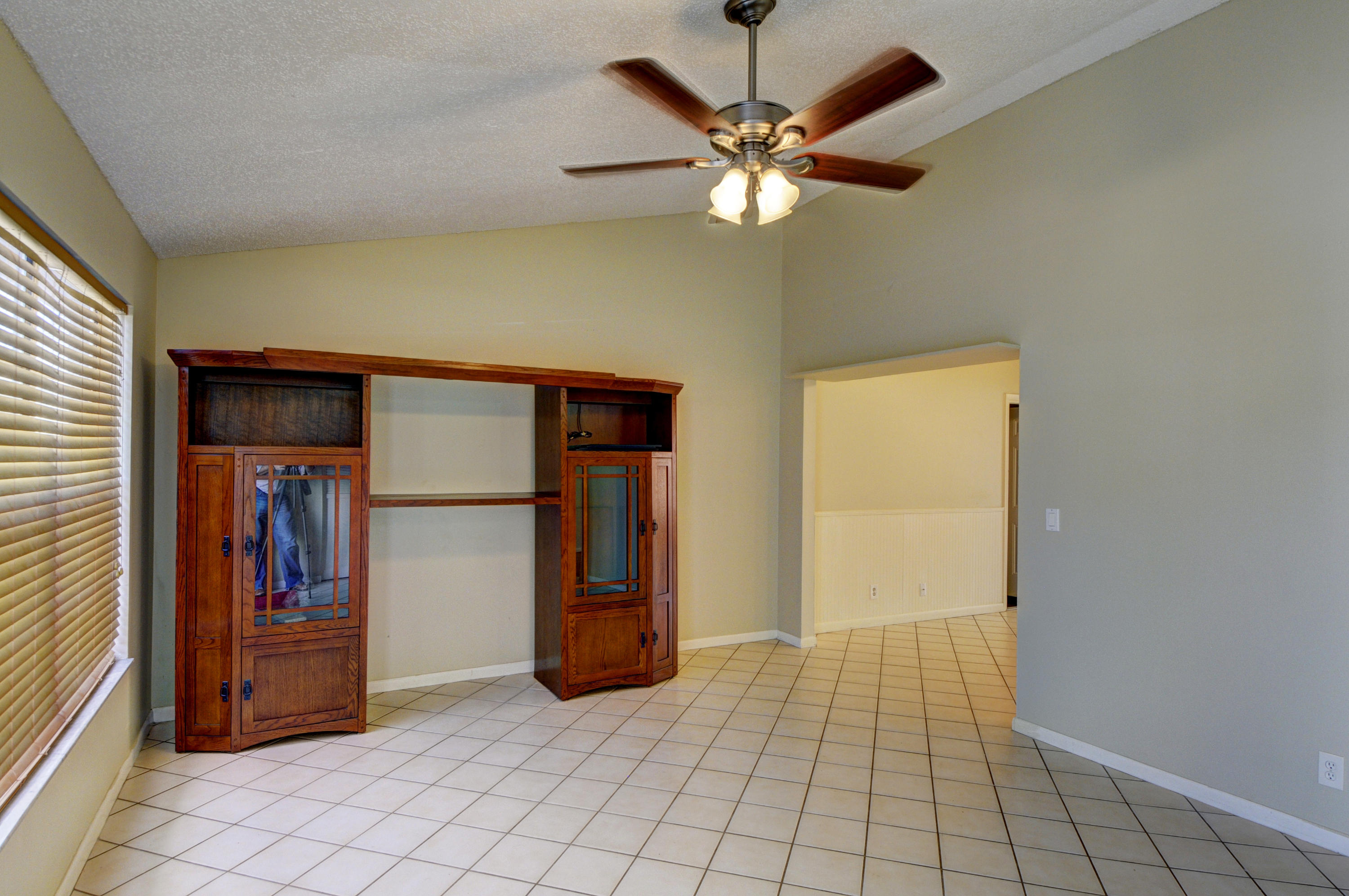 145 Banyan Circle Jupiter, FL 33458 - Photo 2 of 21 _SPS1064_65_66_67_68_69_70