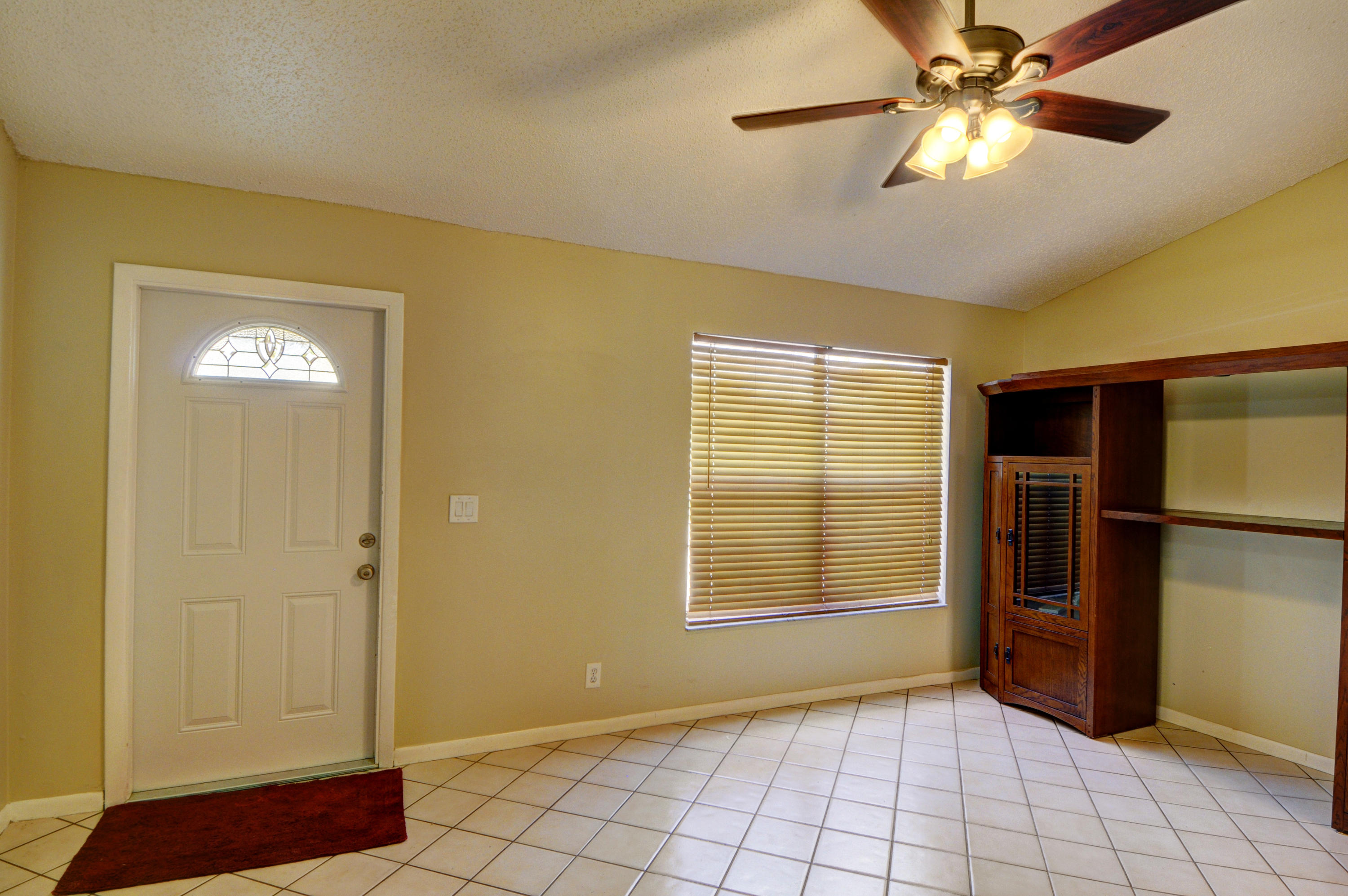 145 Banyan Circle Jupiter, FL 33458 - Photo 3 of 21 _SPS1078_79_80_81_82_83_84