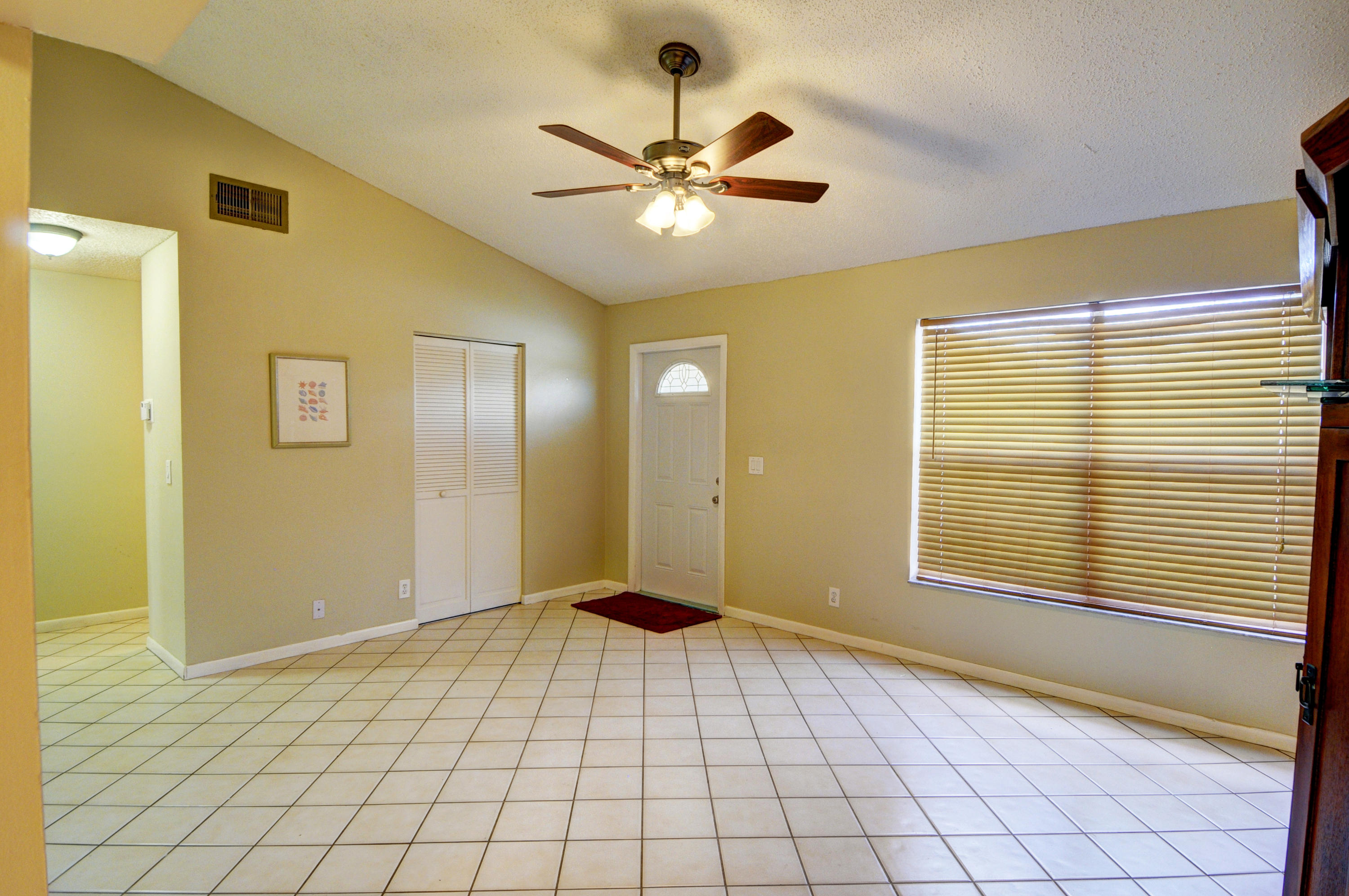 145 Banyan Circle Jupiter, FL 33458 - Photo 4 of 21 _SPS1141_2_3_4_5_6_7