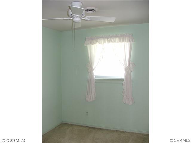 7901 Topaz Road Henrico, VA 23228 - Photo 17 of 24 Bedroom