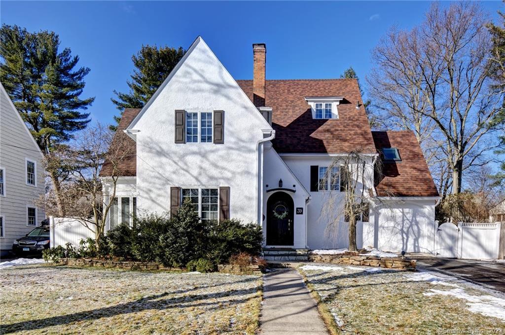 39 Foxcroft Road West Hartford, CT 06119 - Photo 1 of 1 Gallery Image 1
