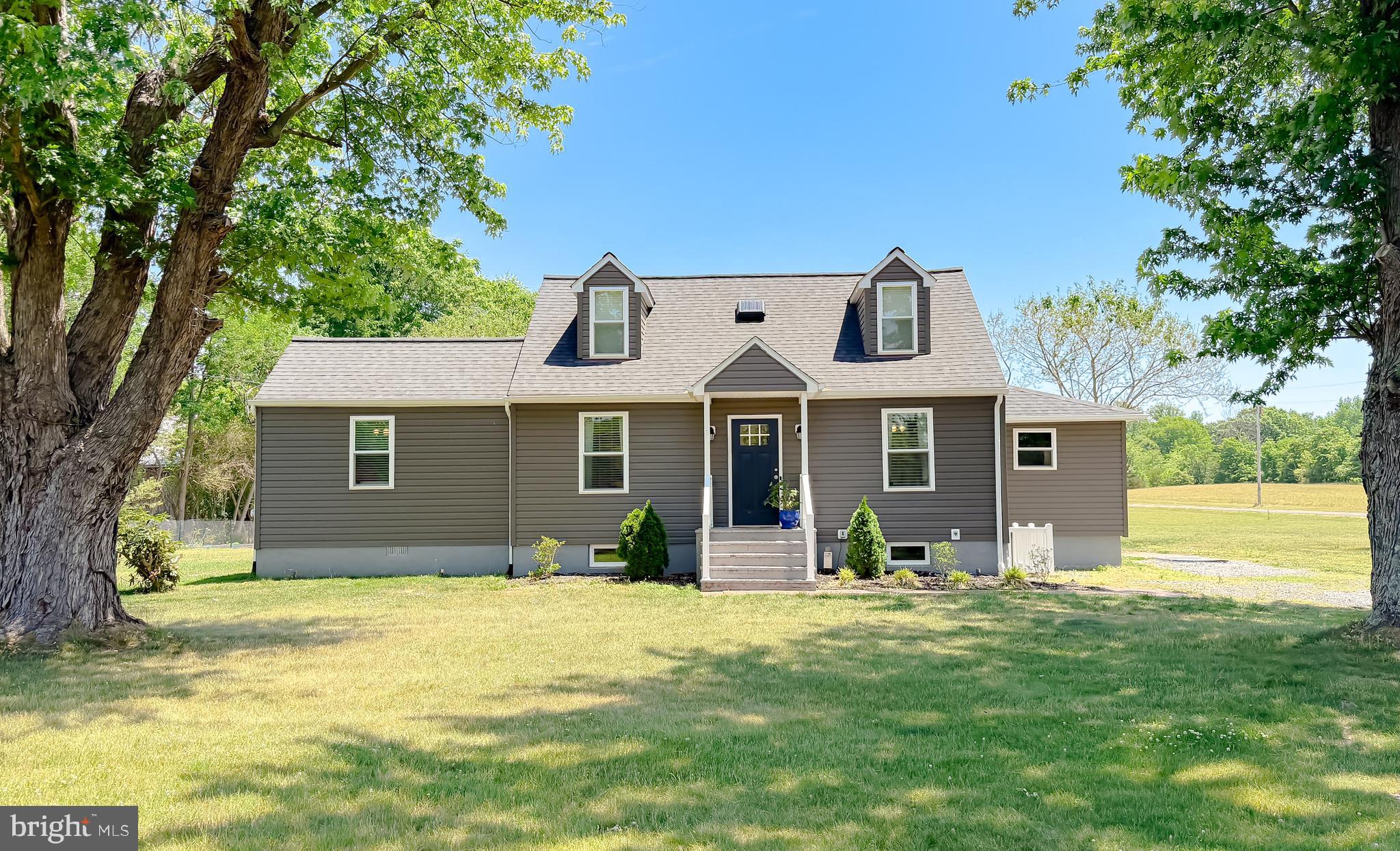 4985 Solomons Island Road Huntingtown, MD 20639 - Photo 50 of 50 front view of a house with a yard