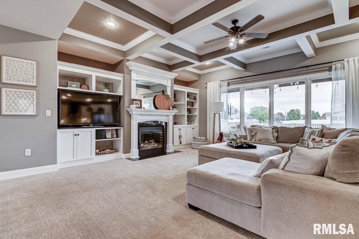 3917 Thackeray Drive Springfield, IL 62711 - Photo 6 of 50