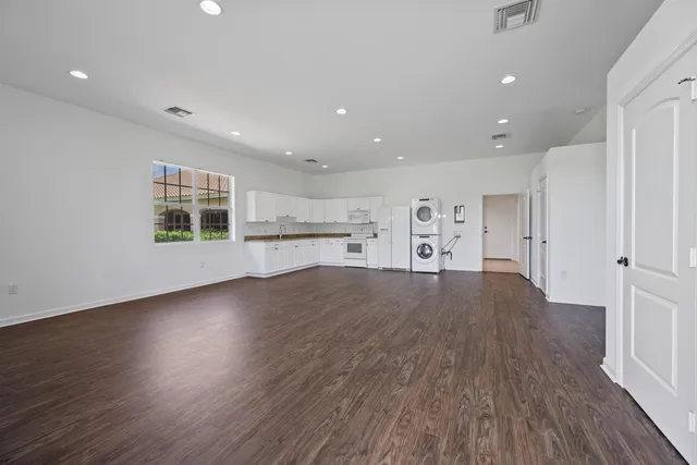 $1,250 | 3935 Hanover Circle, Loxahatchee, FL 33470