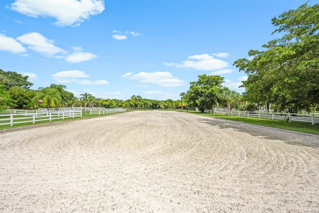 $1,250 | 3935 Hanover Circle, Loxahatchee, FL 33470