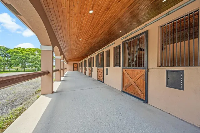 $1,250 | 3935 Hanover Circle, Loxahatchee, FL 33470