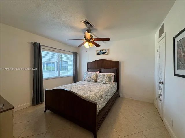 $154,950 | 1700 Pierce Street, Unit 702, Hollywood, FL 33020