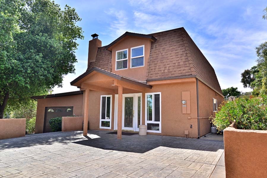 420 Mountain View Road El Cajon, CA 92021 - Photo 3 of 25