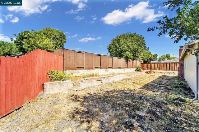 $709,000 | 2323 Doidge Avenue, Pinole, CA 94564
