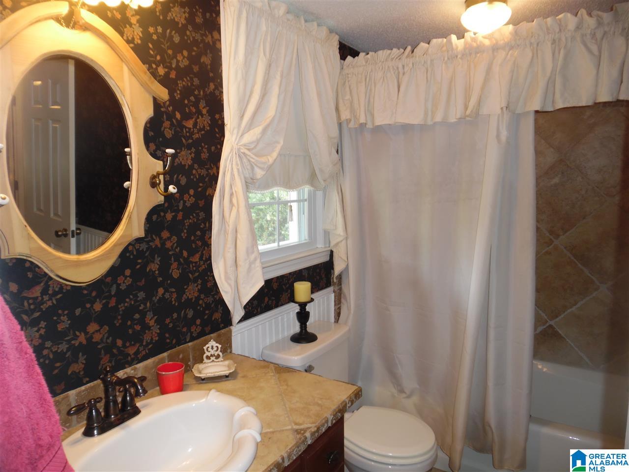 3241 Karl Daly Road Birmingham, AL 35210 - Photo 11 of 24