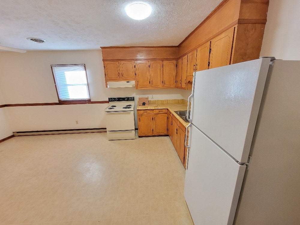 106 Frazier Road Galax, VA 24333 - Photo 6 of 14 Gallery Image 6