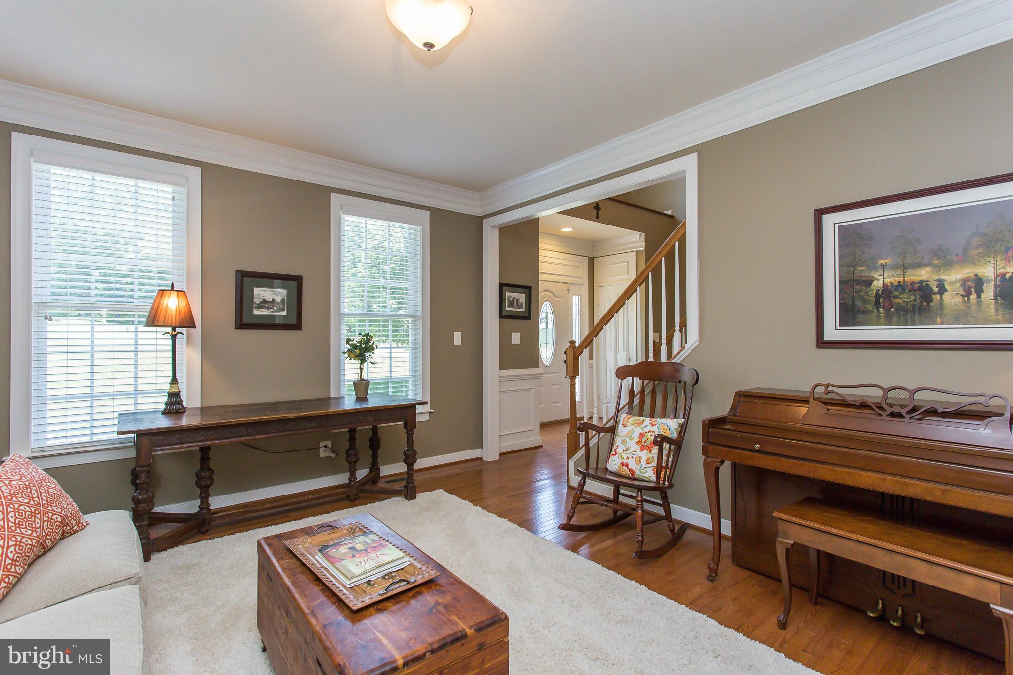 100 Marsh Run Road Fredericksburg, VA 22406 - Photo 13 of 30 Living Room lots of great lighting!