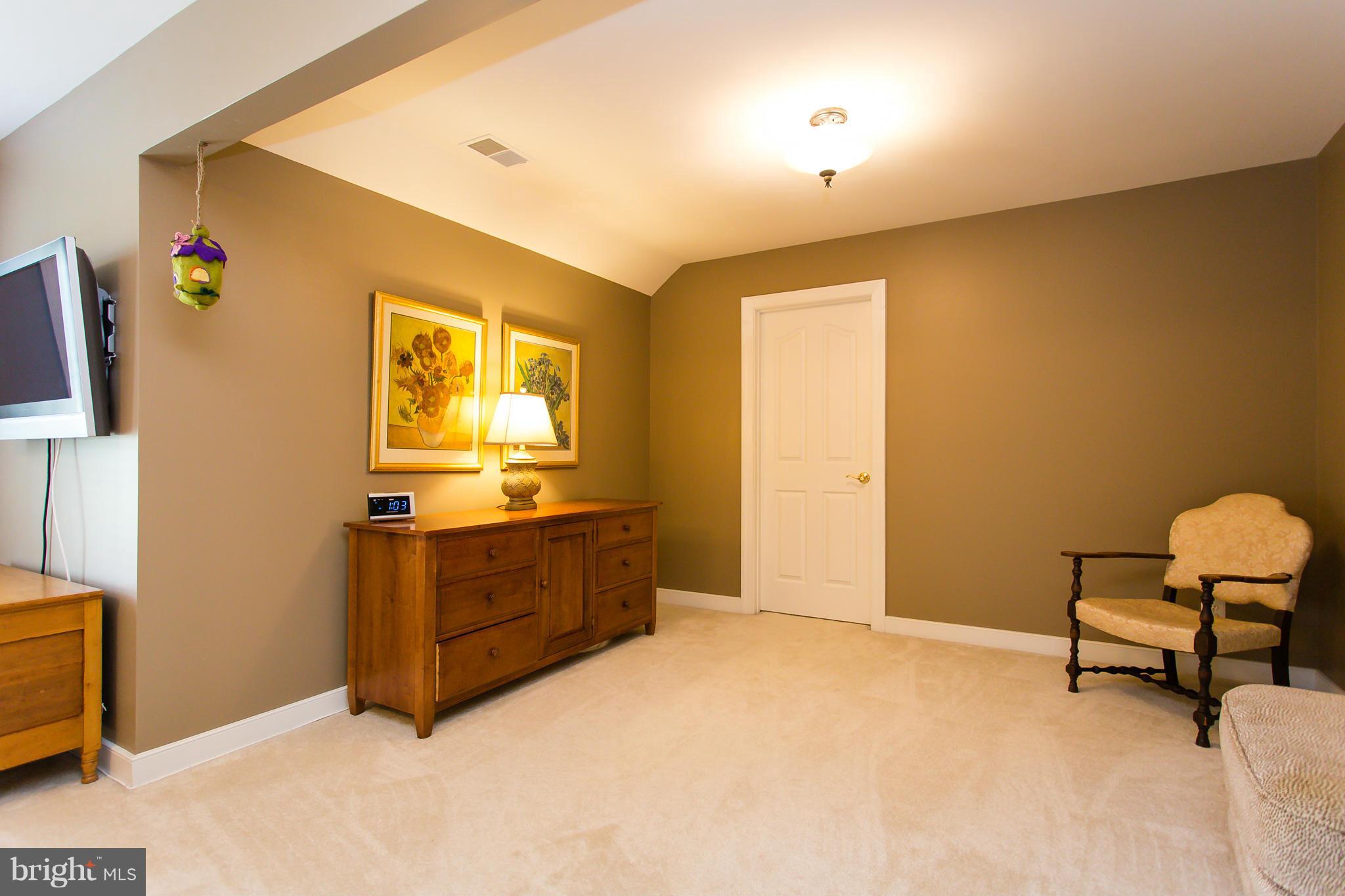 100 Marsh Run Road Fredericksburg, VA 22406 - Photo 17 of 30 Adjoining sitting room with huge walk-in closet.