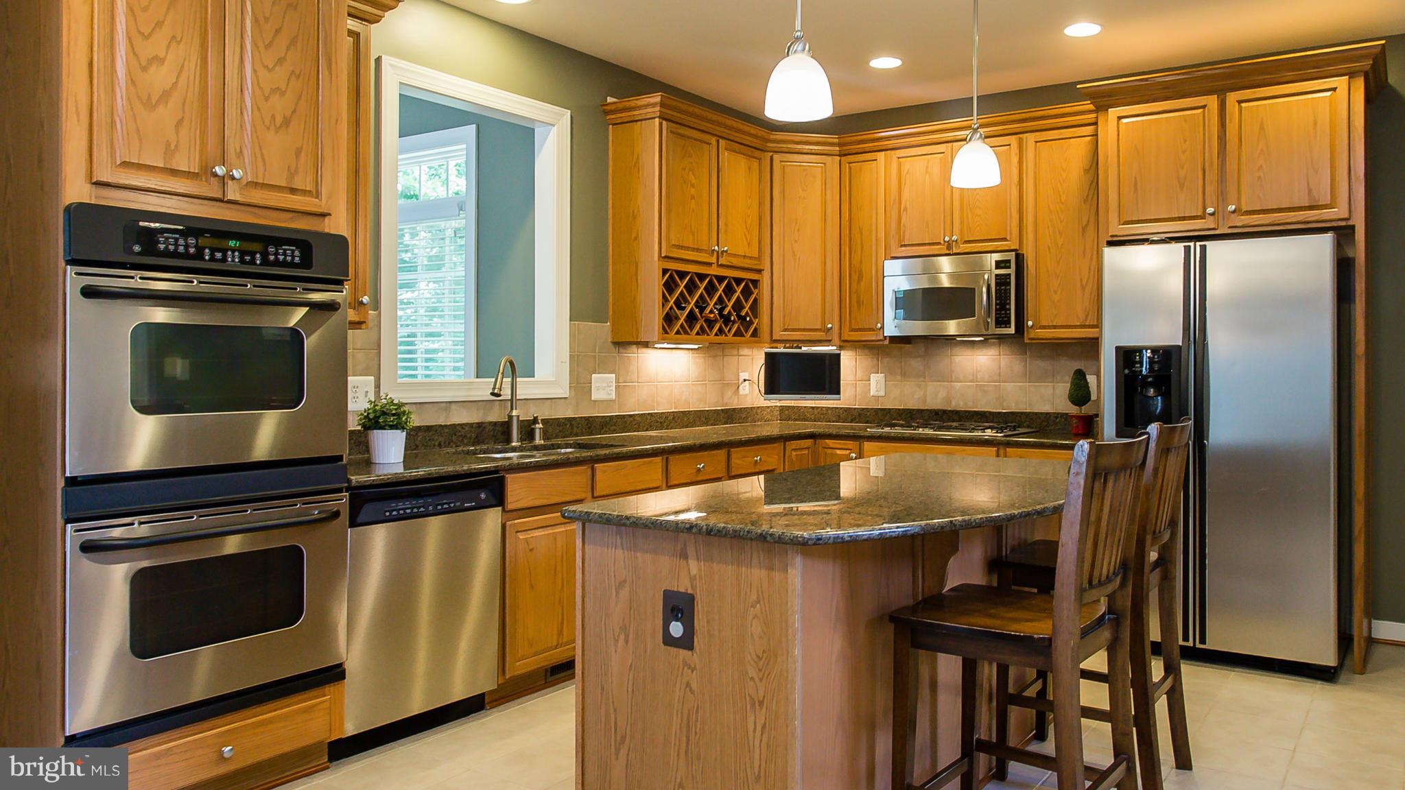 100 Marsh Run Road Fredericksburg, VA 22406 - Photo 3 of 30 Upgraded Woodstar cabinets with crown moulding