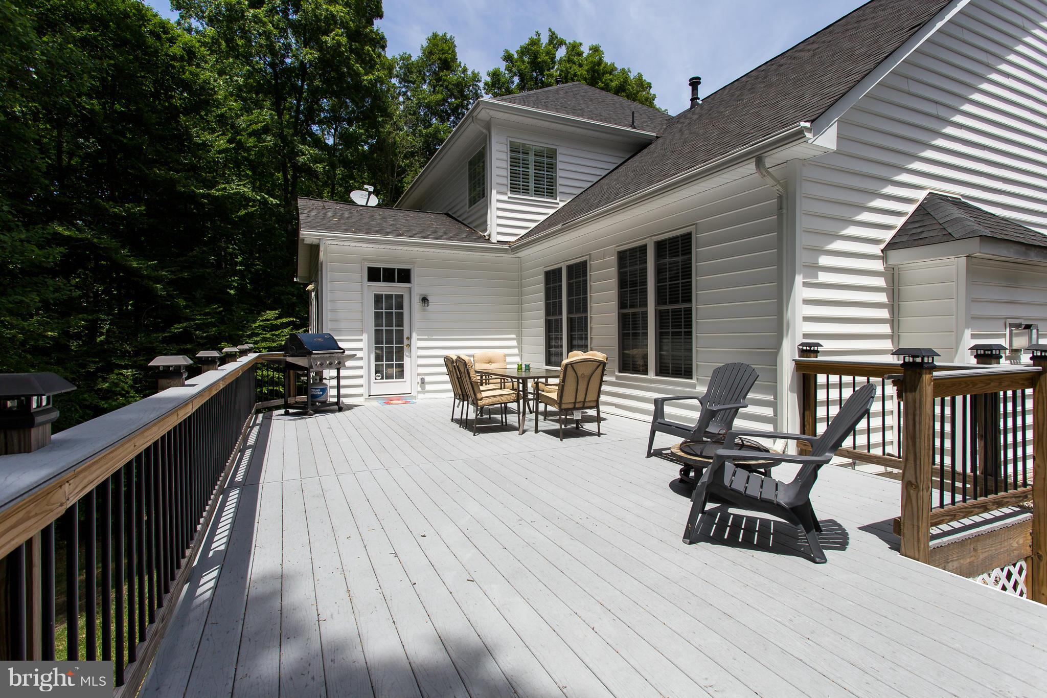 100 Marsh Run Road Fredericksburg, VA 22406 - Photo 23 of 30 Exterior (Rear)