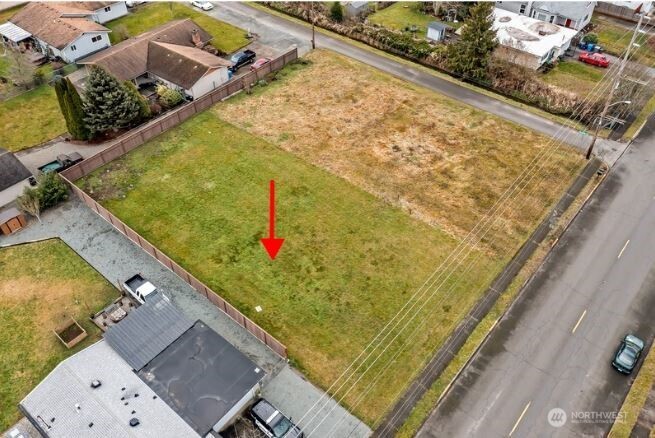 921 9th Street Southwest Puyallup, WA 98371 - Photo 3 of 8