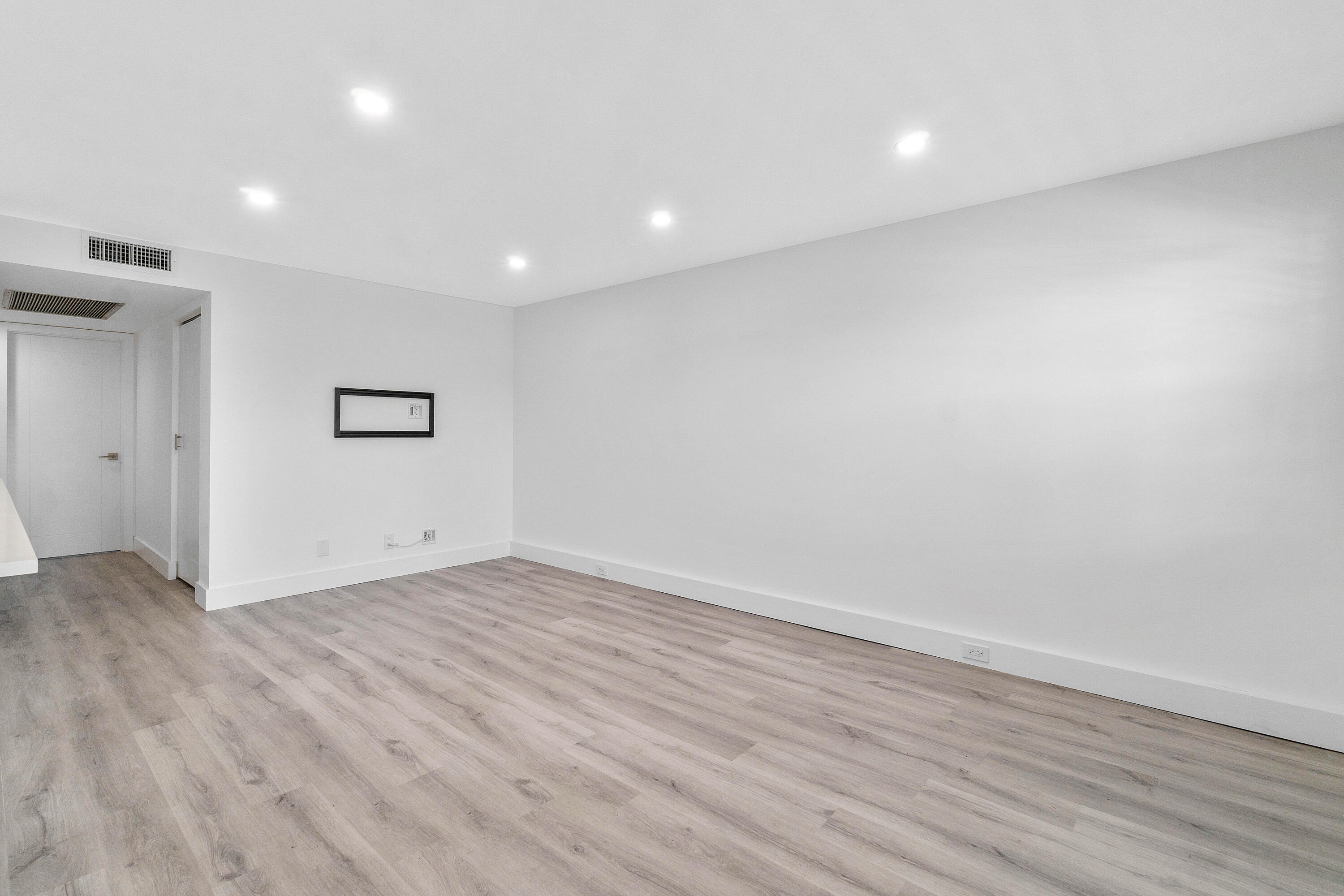 3051 Yarmouth C Boca Raton, FL 33434 - Photo 11 of 42 009-3051YARMOUTHC-BocaRaton-FL-33434-FUL
