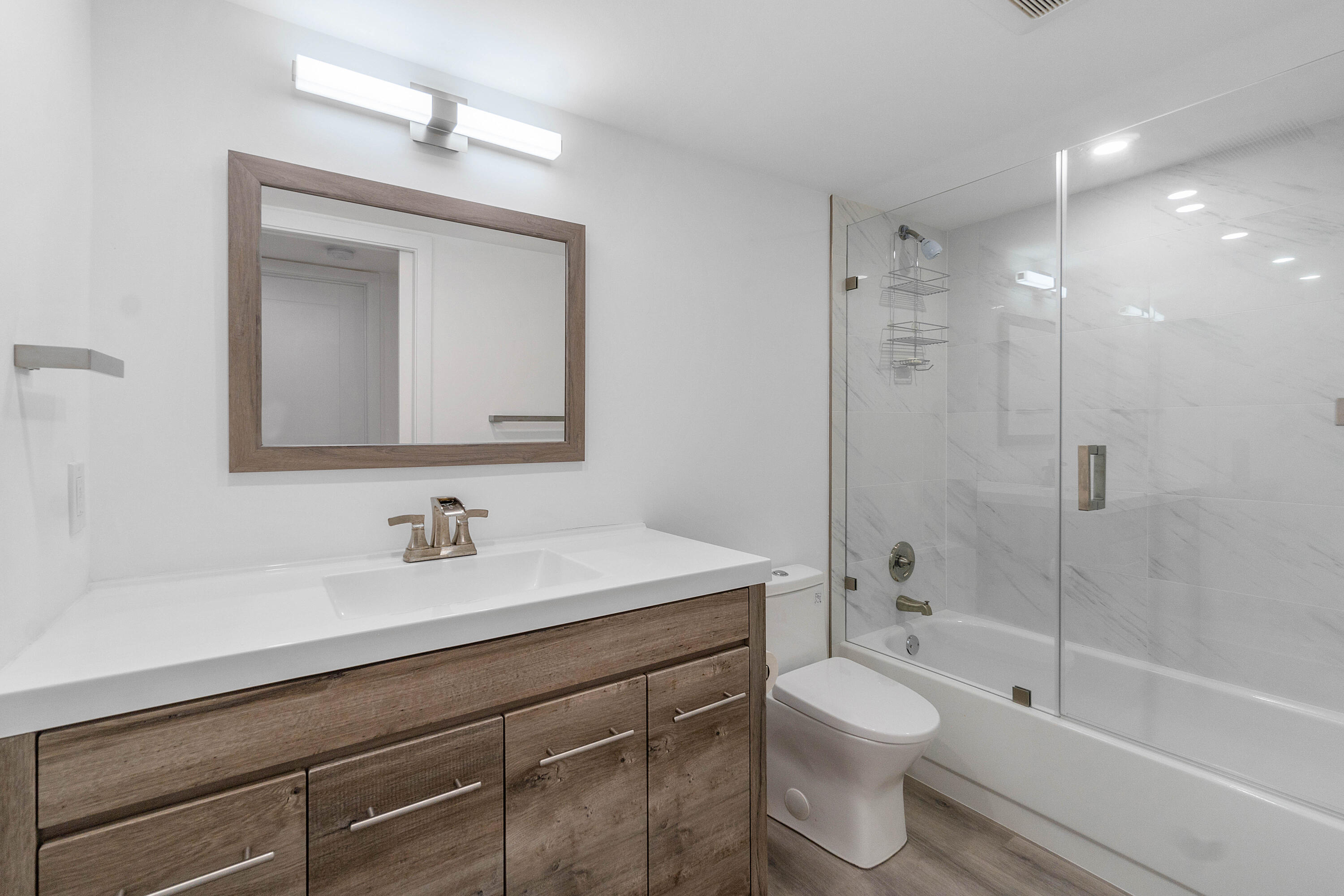 3051 Yarmouth C Boca Raton, FL 33434 - Photo 17 of 42 015-3051YARMOUTHC-BocaRaton-FL-33434-FUL