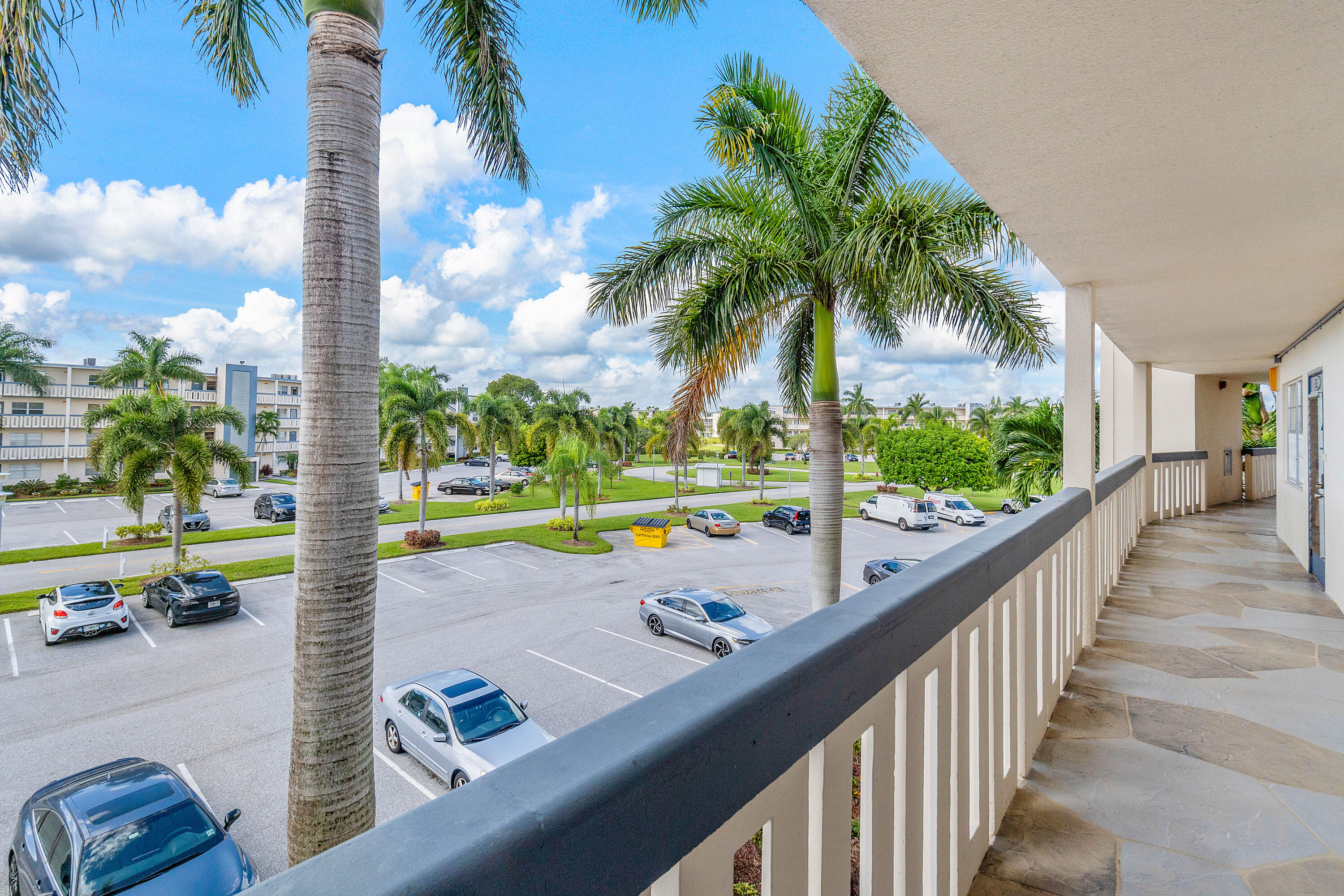 3051 Yarmouth C Boca Raton, FL 33434 - Photo 5 of 42 004-3051YARMOUTHC-BocaRaton-FL-33434-FUL