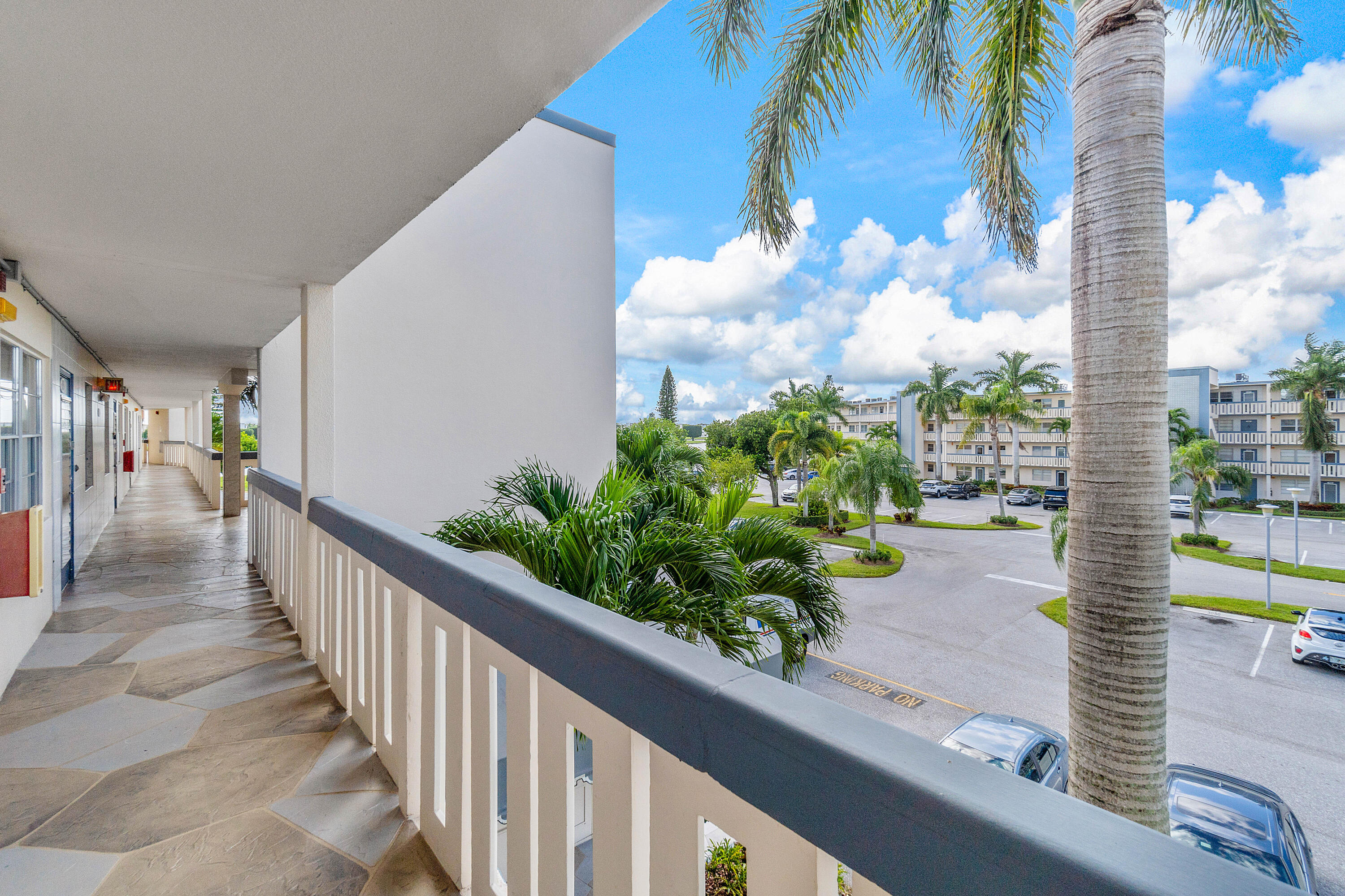3051 Yarmouth C Boca Raton, FL 33434 - Photo 6 of 42 005-3051YARMOUTHC-BocaRaton-FL-33434-FUL
