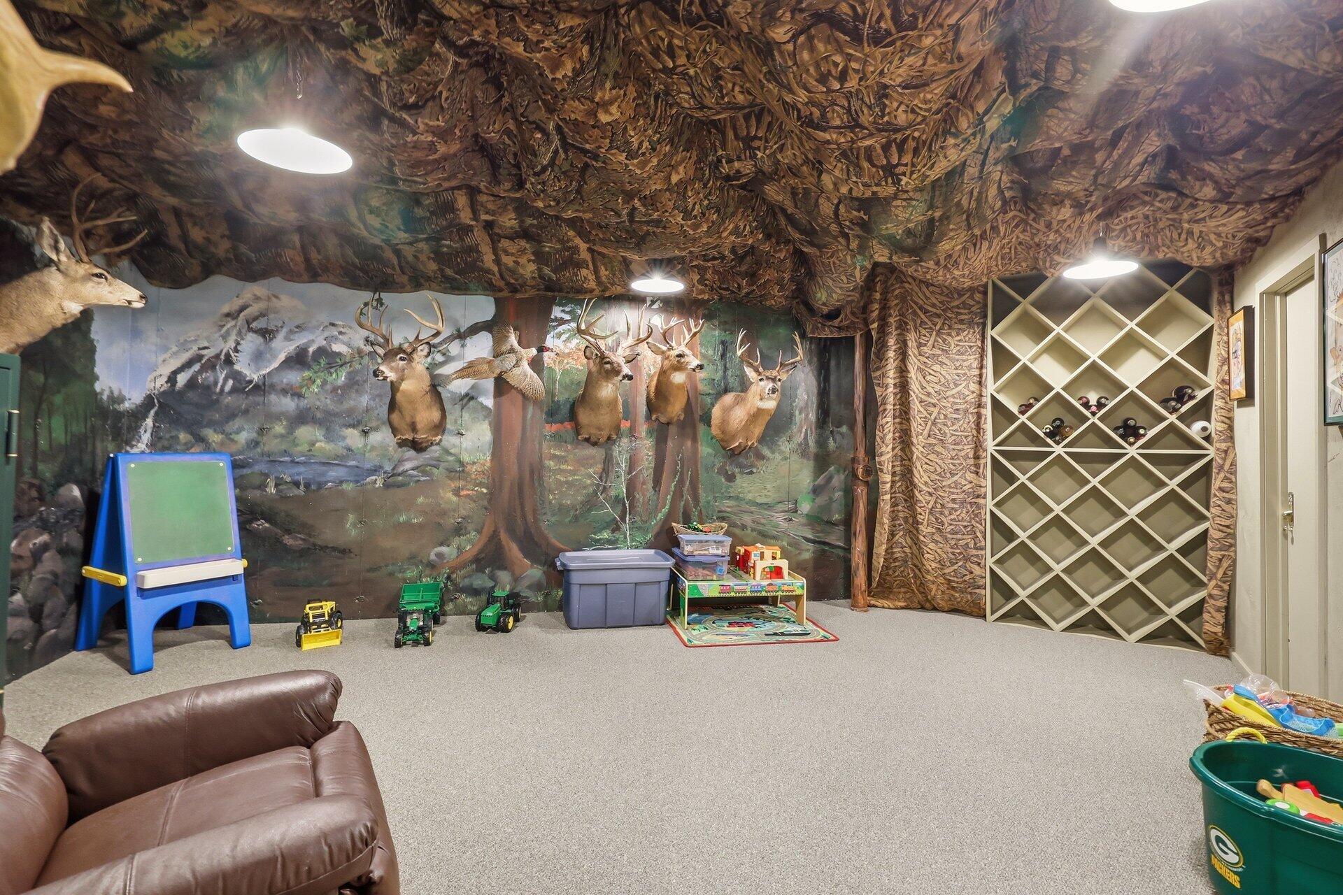 9325 East Six Corners Road Johnstown, WI 53563 - Photo 29 of 42 Bonus Room or Play Room