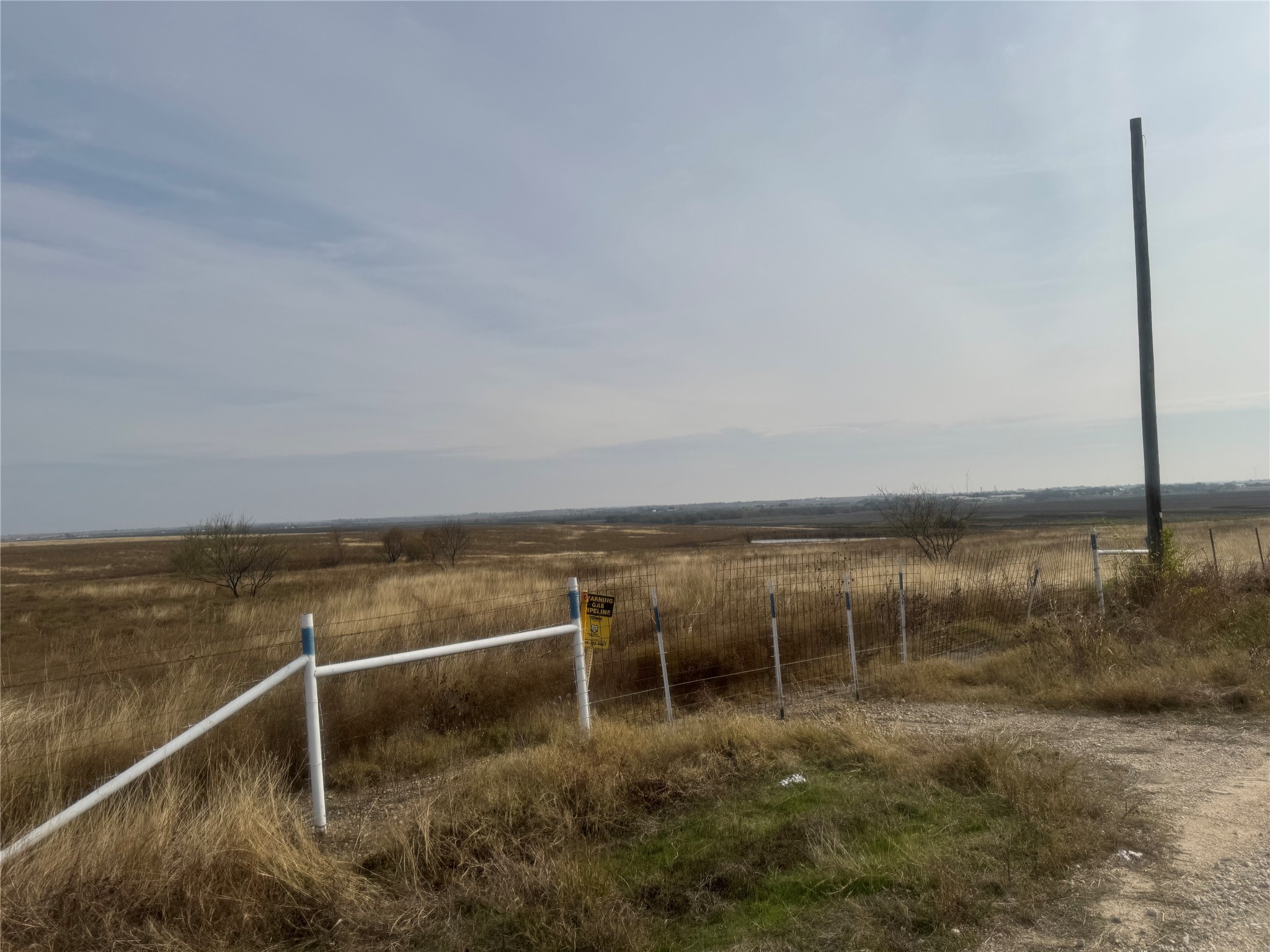 3220 County Road 3220 Penelope, TX 76676 - Photo 9 of 10 a view of an ocean