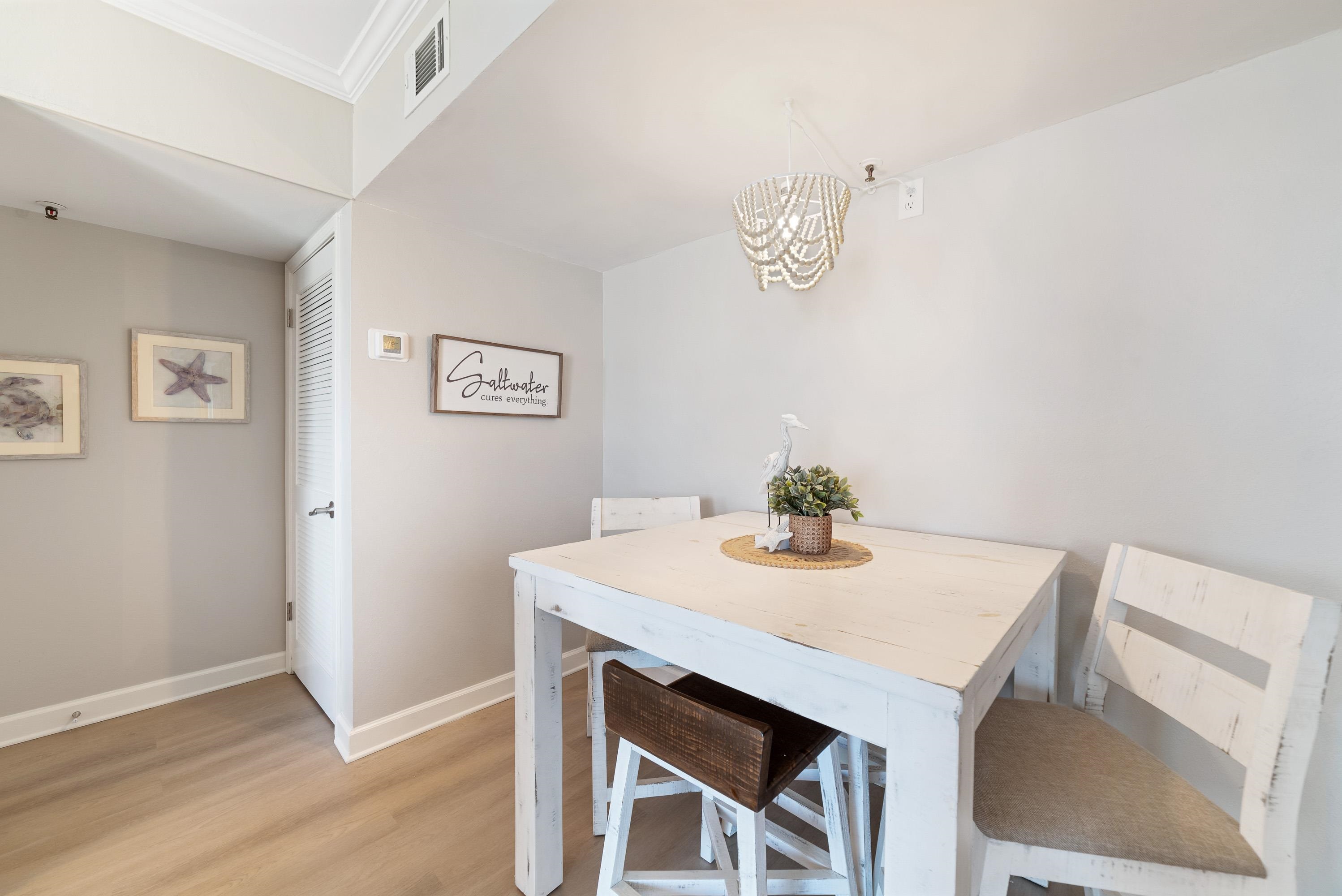 375 Plantation Road, Unit 5612 Gulf Shores, AL 36542 - Photo 4 of 37 Dining Area