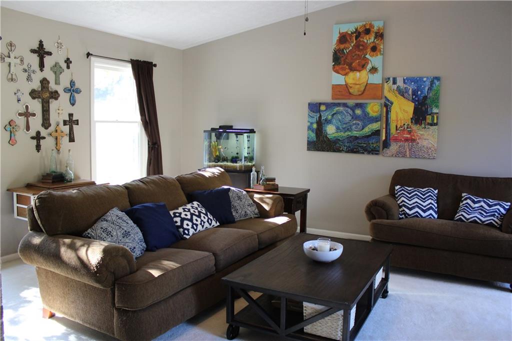 111 Cross Monaca, PA 15061 - Photo 2 of 24 Spacious Living Room with Vaulted Ceilings