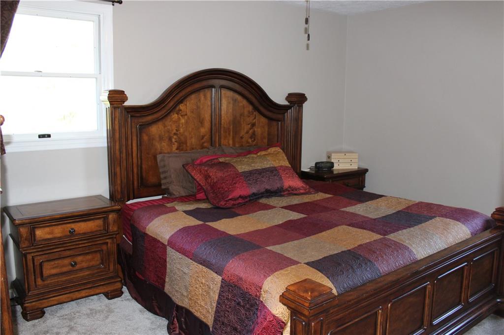 111 Cross Monaca, PA 15061 - Photo 14 of 24 Nice Size Master Bedroom