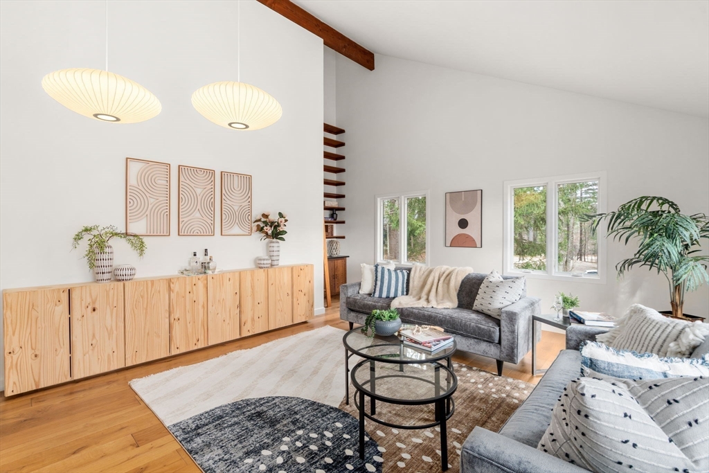 351 Silver Hill Road Concord, MA 01742 - Photo 11 of 37