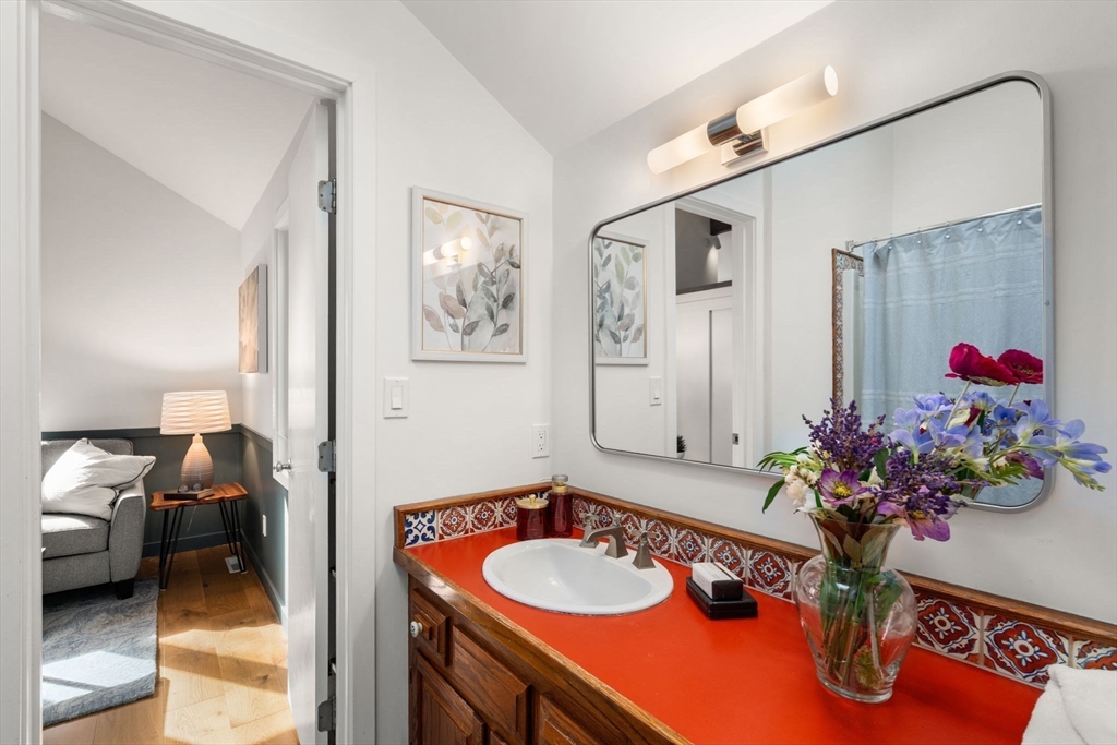 351 Silver Hill Road Concord, MA 01742 - Photo 13 of 37