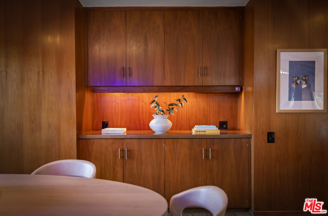 9440 Gallatin Road Downey, CA 90240 - Photo 19 of 55 a bedroom with a bed and cabinets