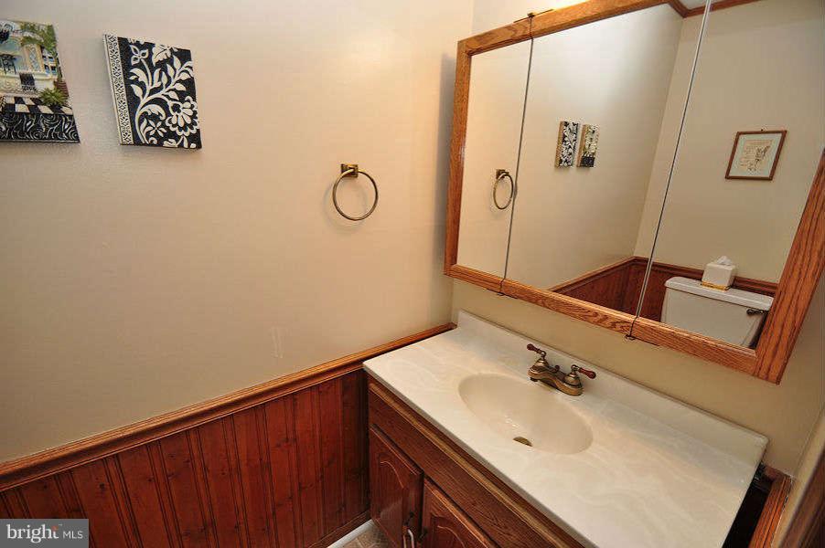 2248 Countryside Drive Silver Spring, MD 20905 - Photo 17 of 19 Bath