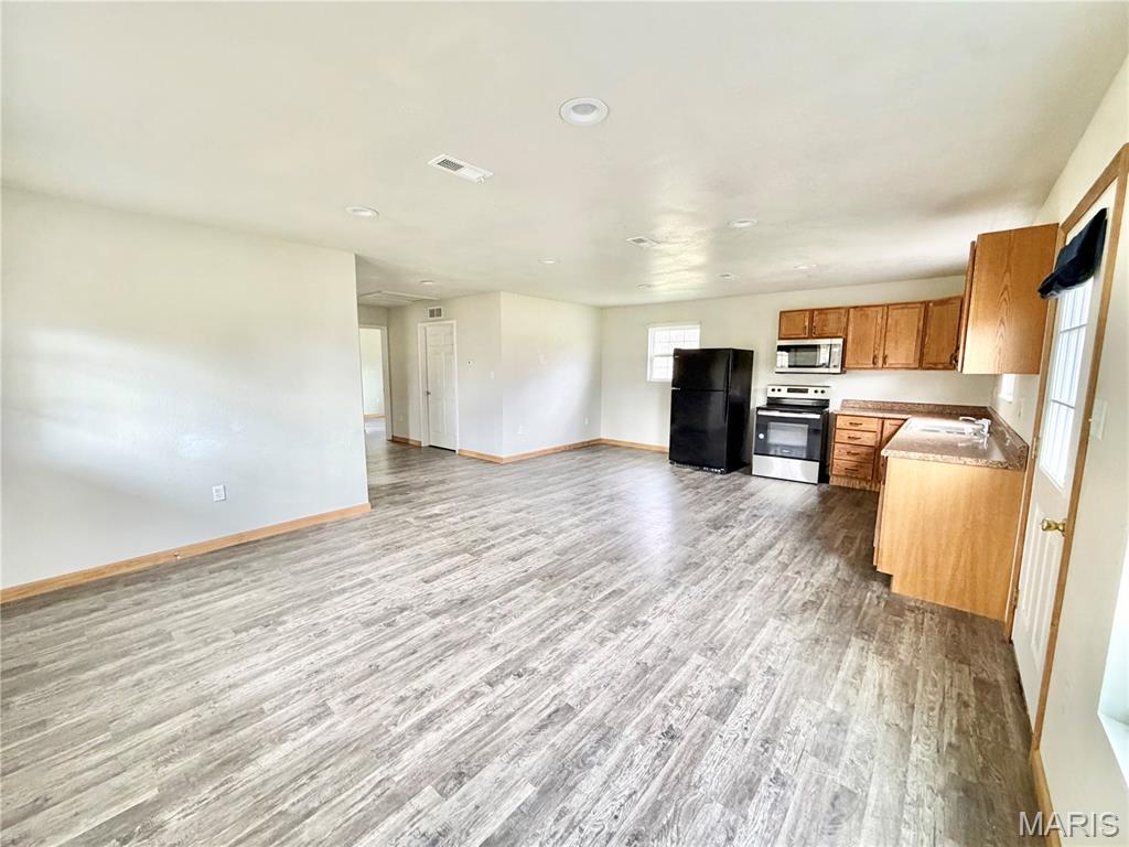 307 Walnut Street Bellflower, MO 63333 - Photo 13 of 20