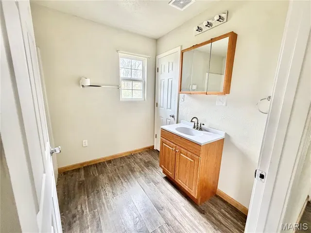 $120,000 | 307 Walnut Street, Bellflower, MO 63333