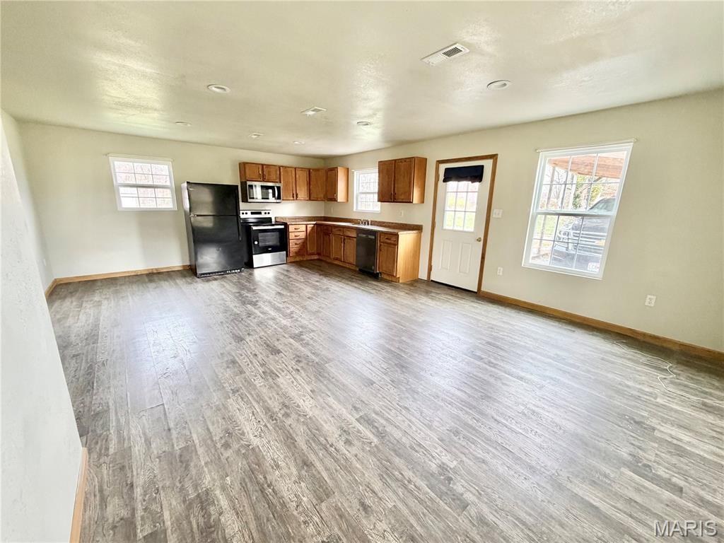 307 Walnut Street Bellflower, MO 63333 - Photo 10 of 20