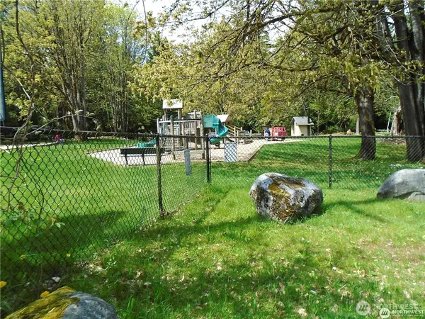 $199,000 | 16456 Hoff Road Northwest, Lakebay, WA 98349