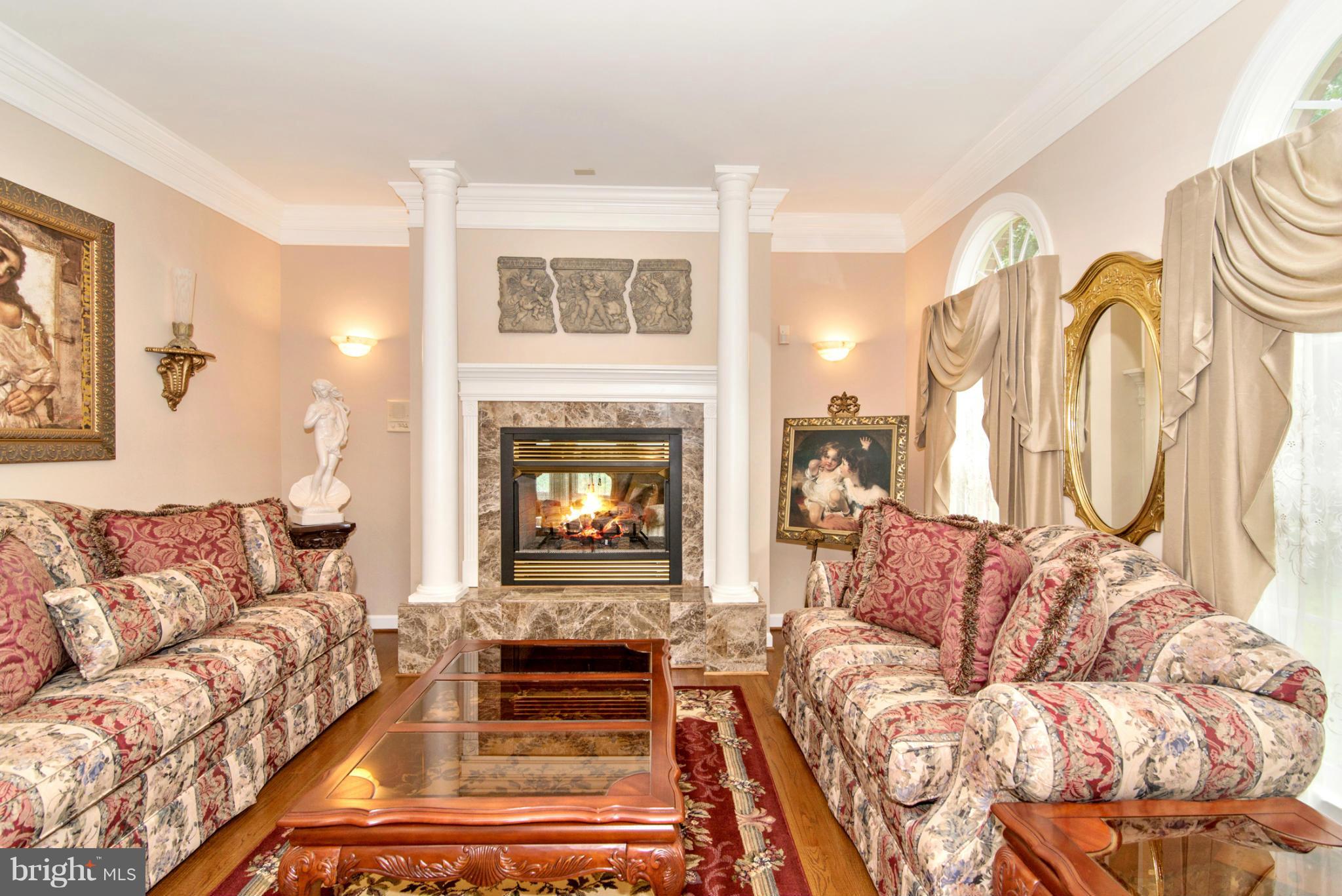 12485 Jesse Smith Road Mount Airy, MD 21771 - Photo 6 of 30 Living Room