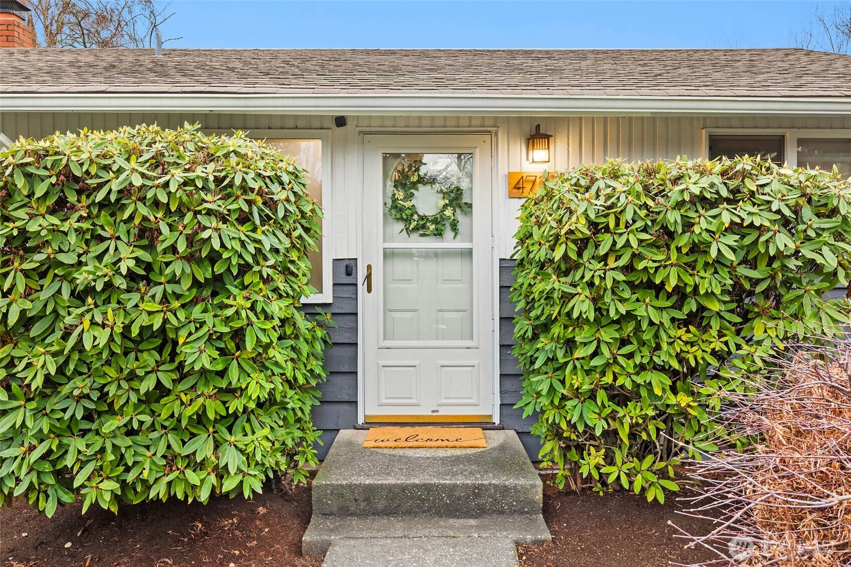 4726 South Victor Street Seattle, WA 98178 - Photo 2 of 30