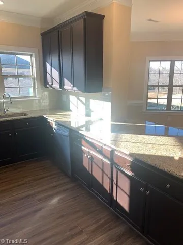 $400,570 | 1549 Oakbluffs Drive, Colfax, NC 27235