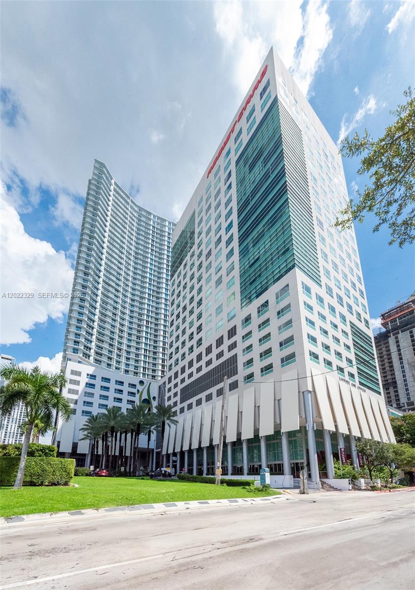 185 Southwest 7th Street, Unit 4201 Miami, FL 33130 - Photo 1 of 28 Photo 1