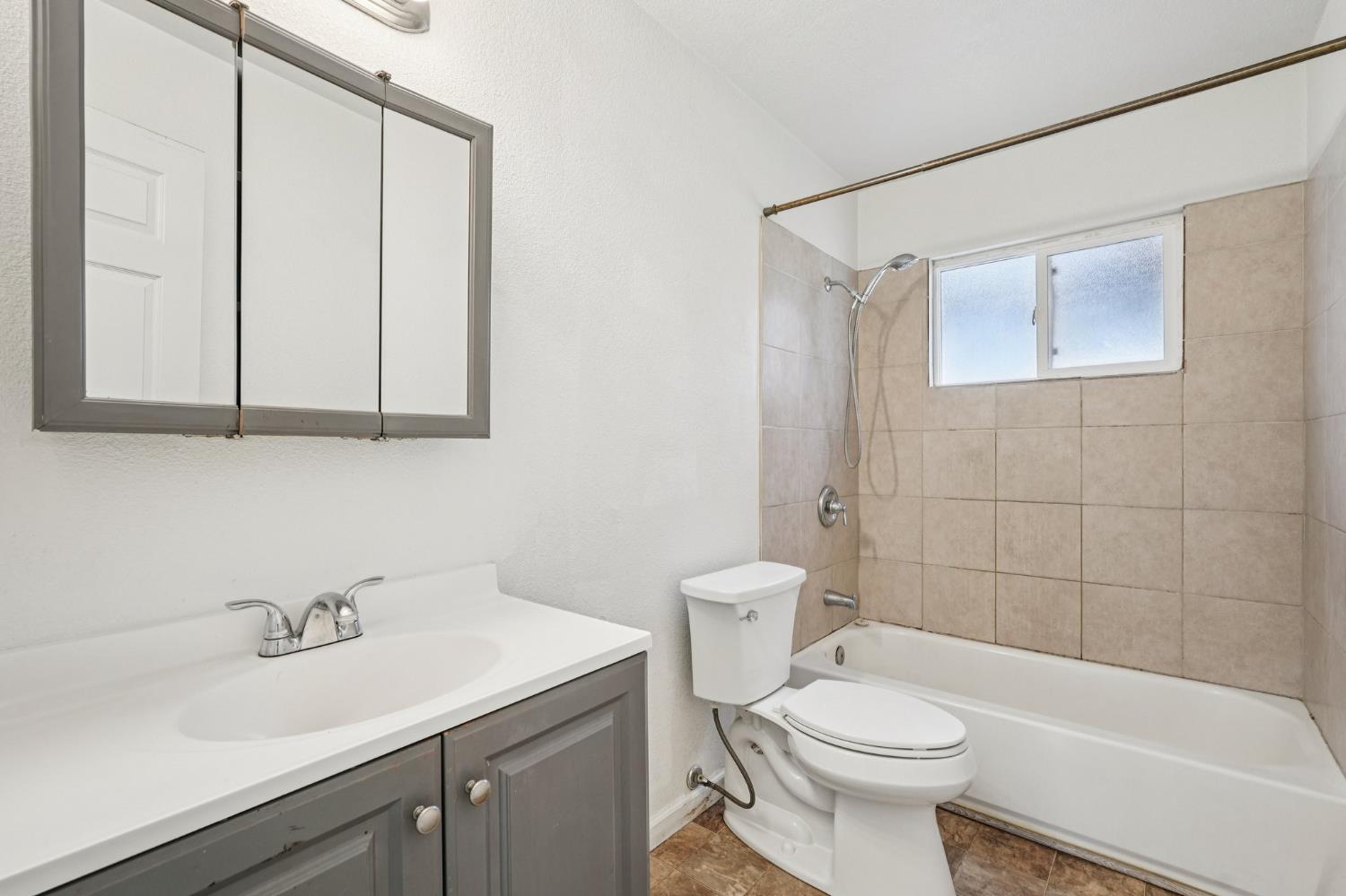 2753 Lerwick Road Sacramento, CA 95821 - Photo 9 of 32