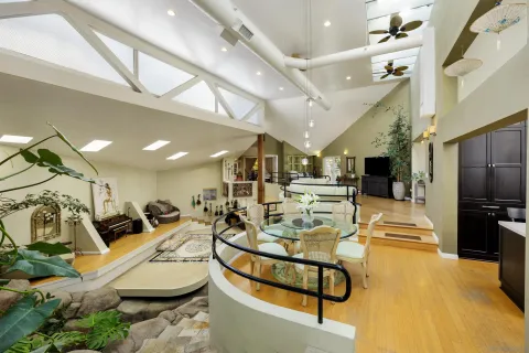 $2,900,000 | 1876 Sefton Place, San Diego, CA 92107