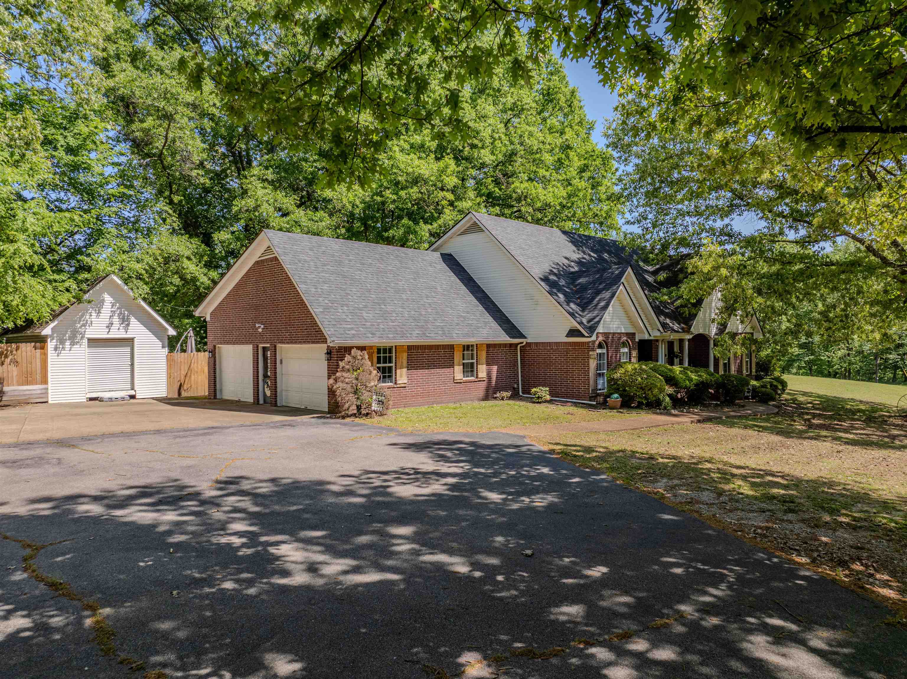 512 Stafford Road Brighton, TN 38011 - Photo 2 of 40